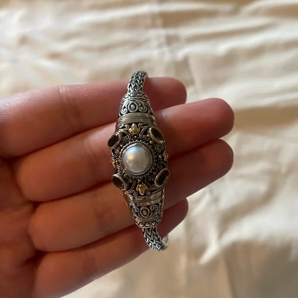 Devata Pearl Gemstone Chain Bracelet - Picture 4 of 9